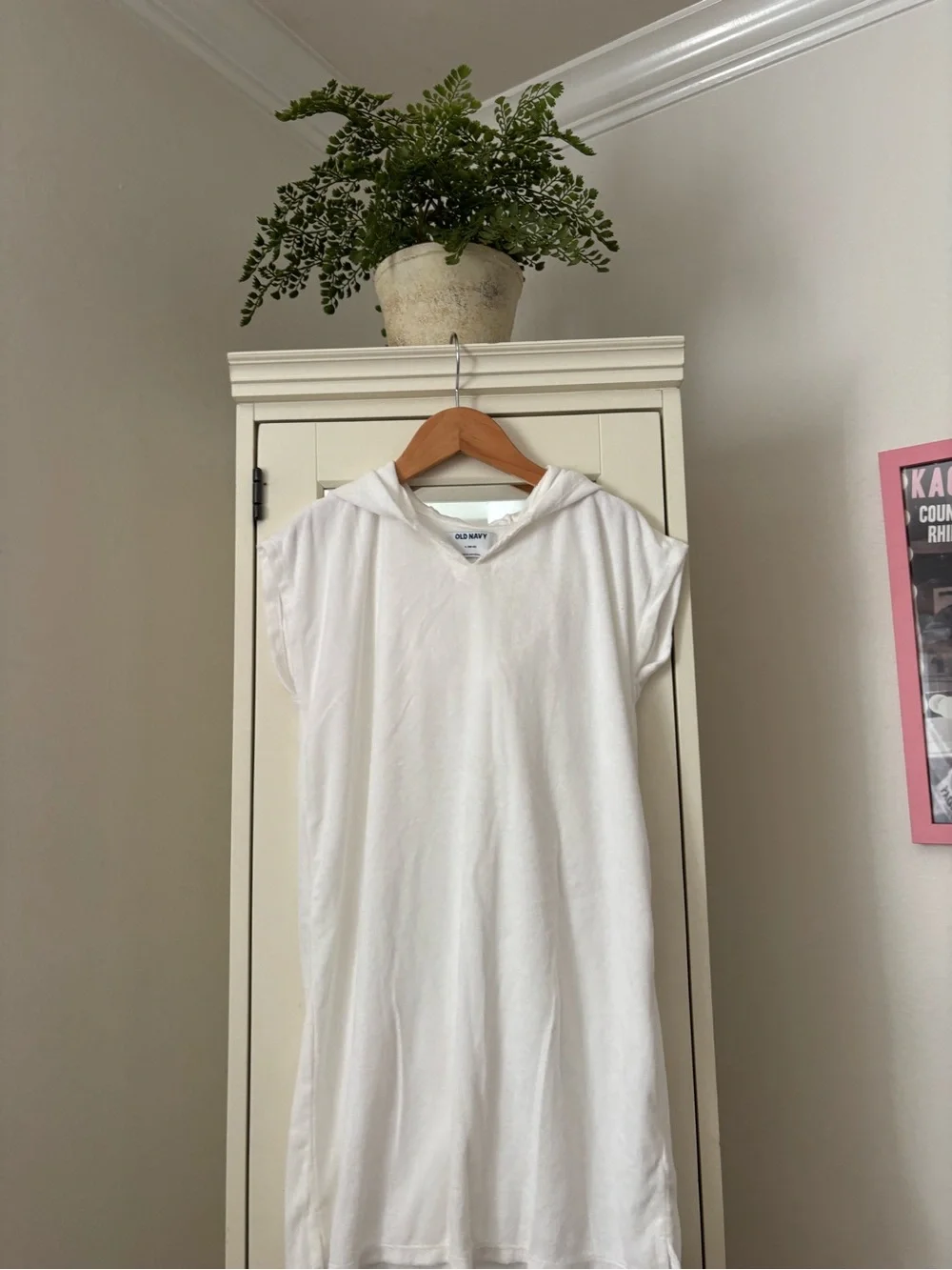 Old Navy white coverup for kids